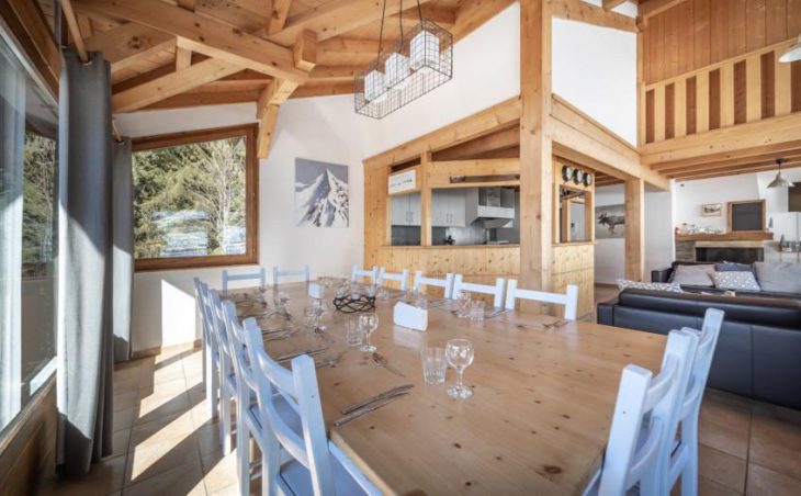 Chalet 14, Morzine, Dining